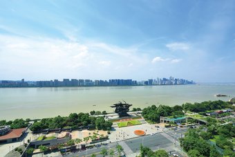 Sheraton Grand Hangzhou Binjiang Hotel