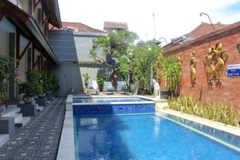 Hotel Airy Kuta Bakung Sari Gang Kresek 7 Bali