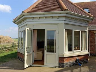 Bed & Breakfast Redlands Farm