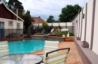 Hotel 17 On 13th Guest House