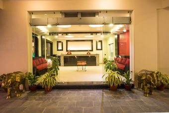 Hotel Tuki Resort