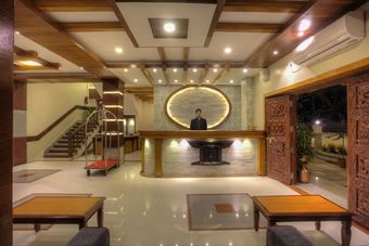 Hotel White Pearl
