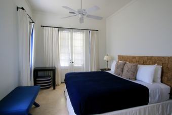 Posada The Sandpiper Inn & Cottages