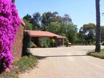 Barooga Golf View Motel