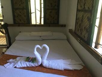 Hotel Turtle Cove Island Resort