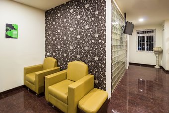 Hotel Treebo Trip Arastu Inn