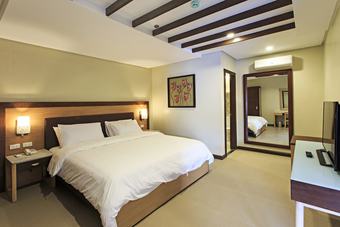 Hotel Cebu Westown Lagoon- South Wing