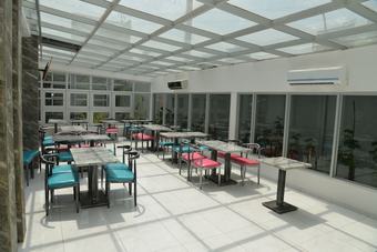 Jess Hotel Kpalim�