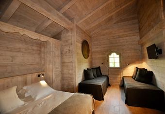 Le Cerf Amoureux Hotel