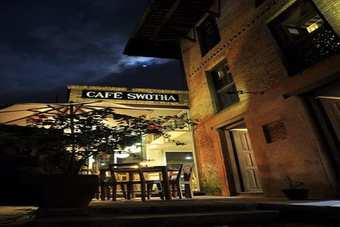 Hotel Traditional Homes - Swotha