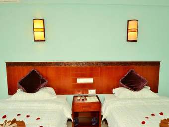 Sanya Jiulixiang Business Hotel