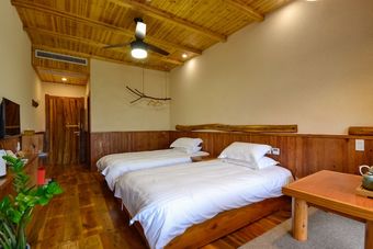 Hotel Moganshan Wild House