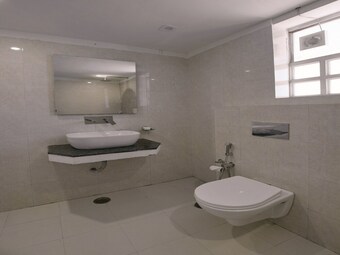 Hotel Oyo 5962 Home Stay Barlow Villa