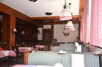 Hostal Landgasthof Zur Quelle