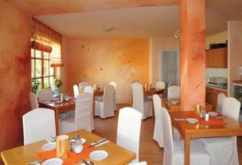 Hostal Hotel Pension Agnes