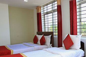 Hotel Oyo 6787 Sri Sai Residency