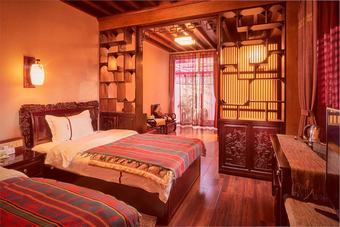 Hotel Shaxi Aoding Courtyard