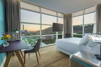 Hotel NH Collection Santiago Casacostanera