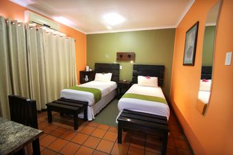 Kalahari Arms Hotel