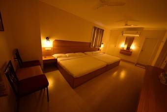 Hotel Ess Pe Inn