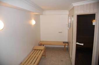 Apartmenthaus Witth�s
