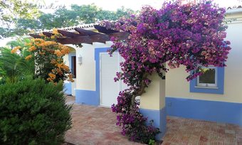 Villa With 4 Bedrooms In Carvoeiro, With Wonderful Mountain View, Private Pool, Enclosed Garden - 2 Km From The Beach