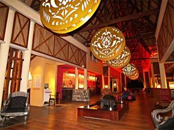 Apartamentos Albatros Residence - Lunch And Dinner