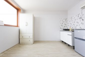 Pension B House