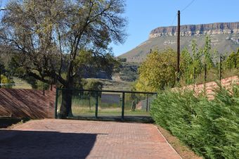 Hotel Village Lodge Harrismith