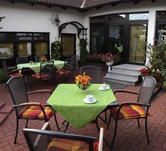 Hostal Pension & Gasthaus Kahren