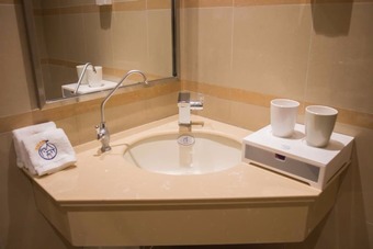 Manqu Park Hotel  Intl Travel Resort