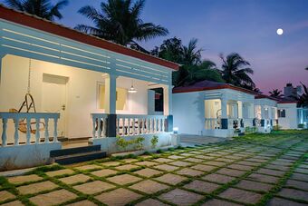 Hotel Varuna Inn Banquets & Resort