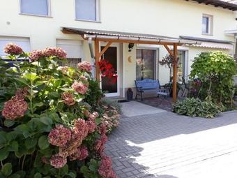 Apartamento Ferienwohnung Uenglingen