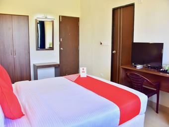 Hotel Oyo 11950 Relax Holiday Home