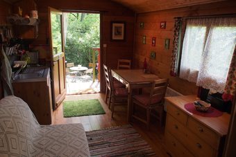 La Roulotte de Cabri�res