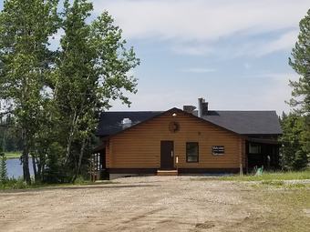 Motel Schott's Lake Rv & Guest Ranch Inc.