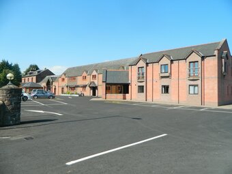 Red House Hotel