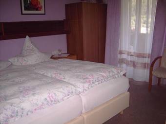 Hostal Hotel Garni Schilli