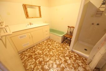 Muller's Cottage At Hat Head