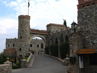 Hotel Castillo Santa Cecilia