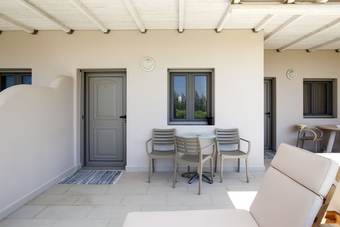 Hotel Mythos Suites Diskos