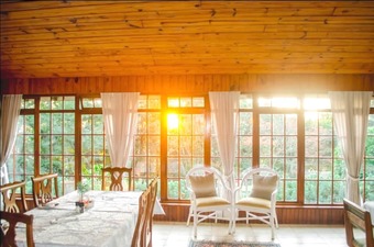 Posada Phezulu Safari Lodge