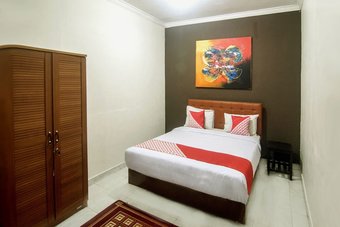 Hostal Oyo 198 Emdi House Seturan