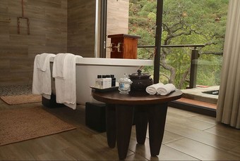 Posada Inzalo Safari Lodge