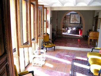 Hostal Castillo De Grisel