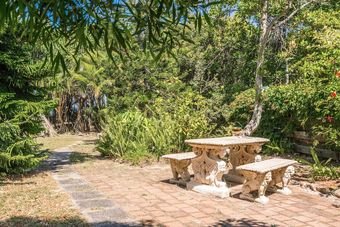 Gigi's - Absolute Beachfront