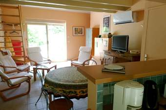 House With One Bedroom In Pern, With Private Pool And Furnished Garden