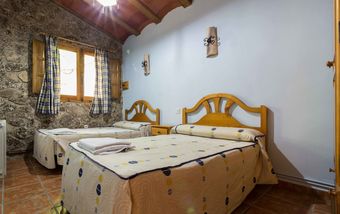 Agroturismo Casas Rurales Los Enebros
