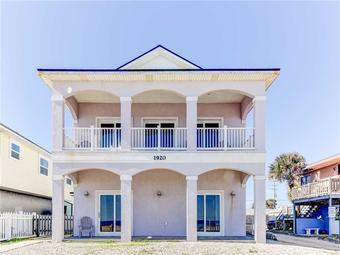 Waters Edge - Four Bedroom Home