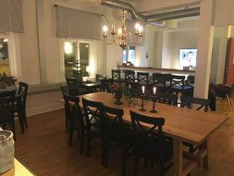 Bed & Breakfast J�rnv�gshotellet Skara